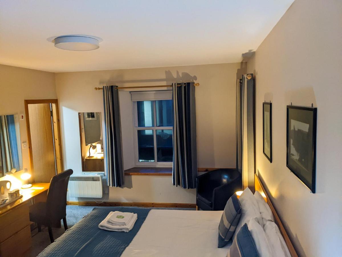 Ferry Inn Stromness Ngoại thất bức ảnh