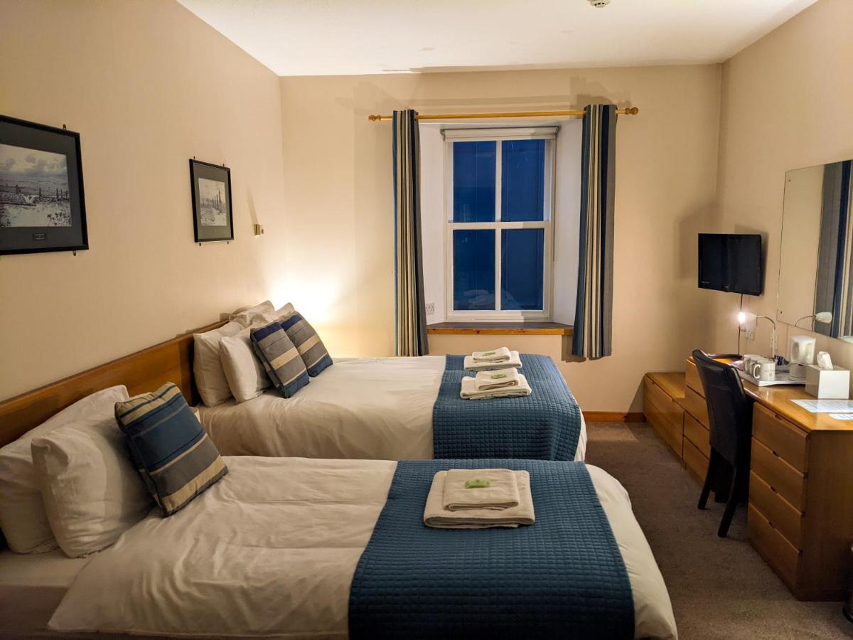 Ferry Inn Stromness Ngoại thất bức ảnh