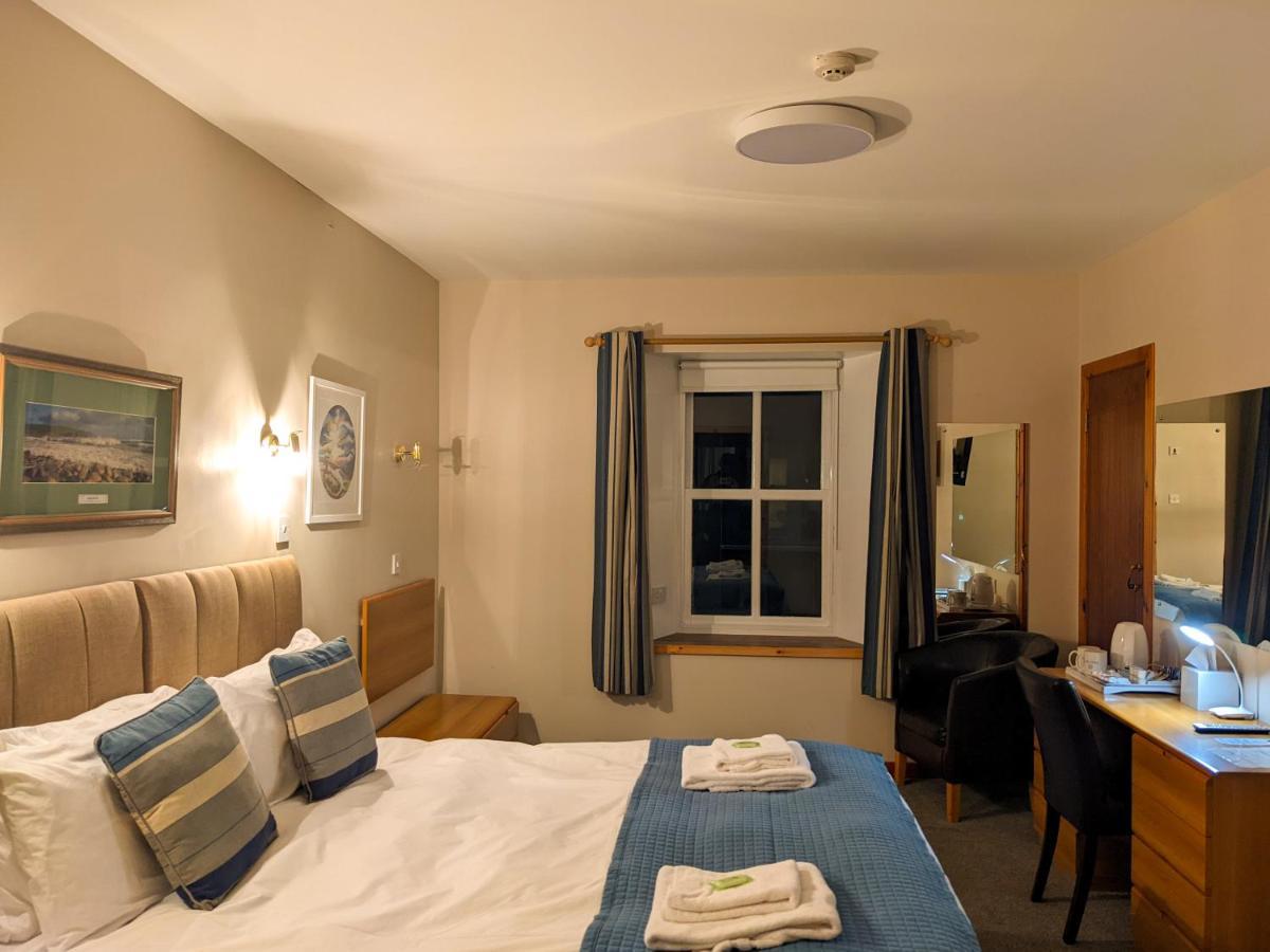 Ferry Inn Stromness Ngoại thất bức ảnh