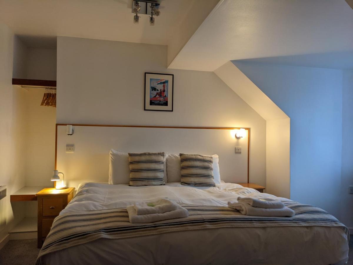 Ferry Inn Stromness Ngoại thất bức ảnh