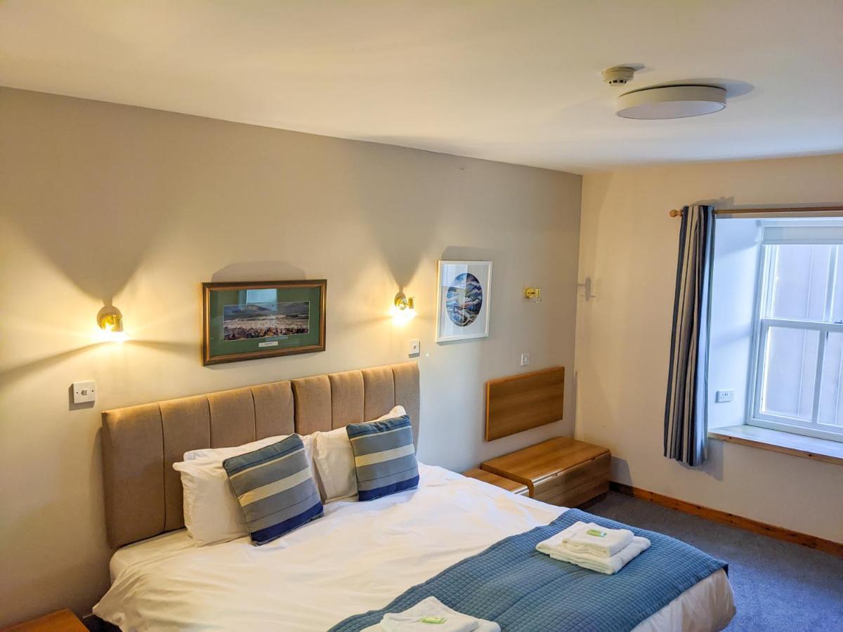 Ferry Inn Stromness Ngoại thất bức ảnh